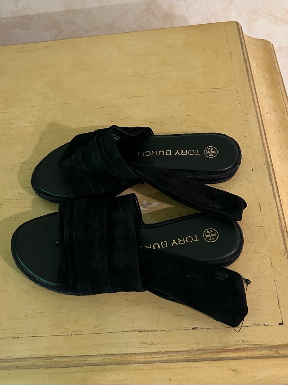 Tory Burch womens black suede thong slingback espadrille in size 6.5